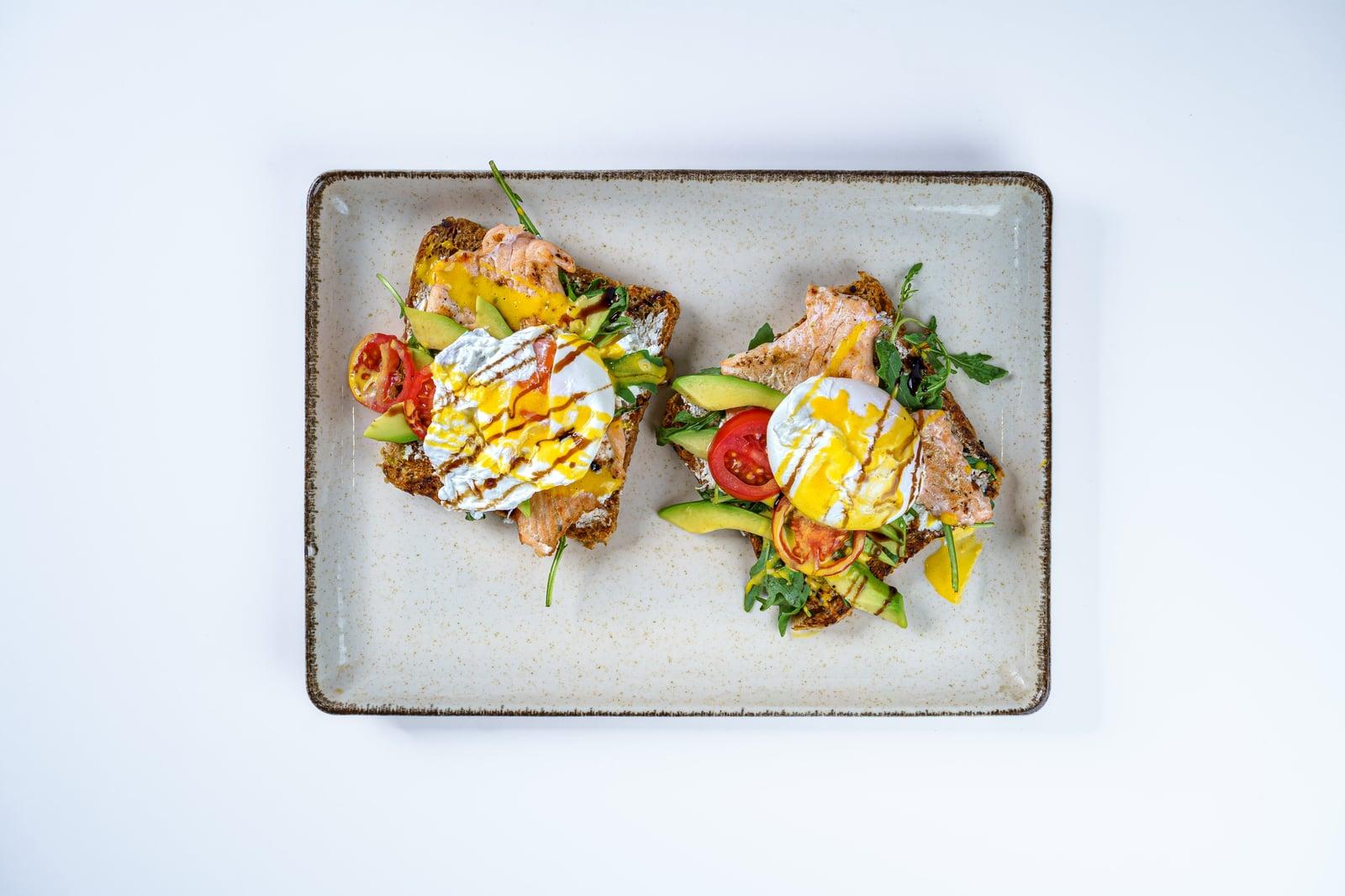 Eggs Benedict Salmone