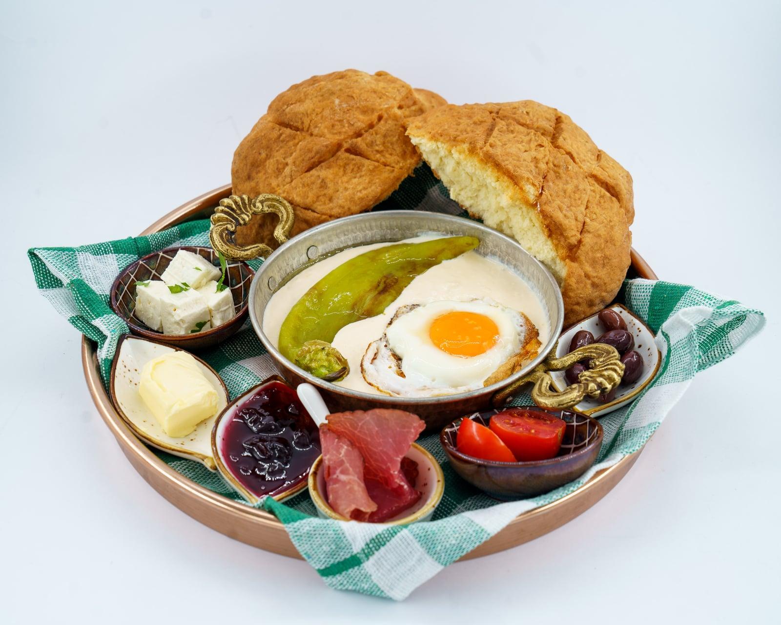 Mëngjes Broket
