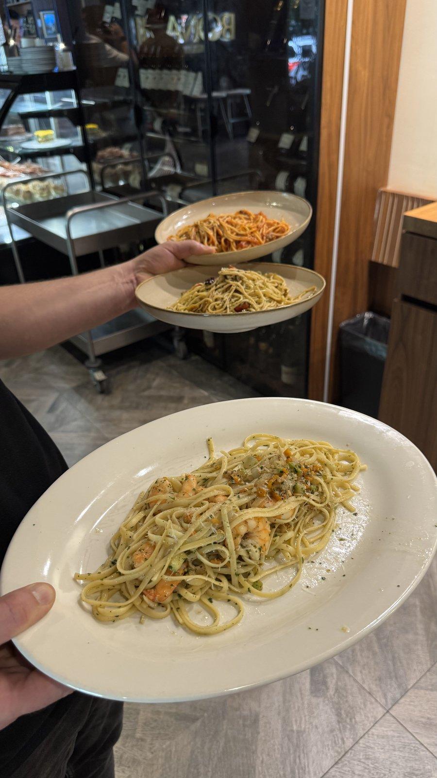 Aglio e Olio Spageti