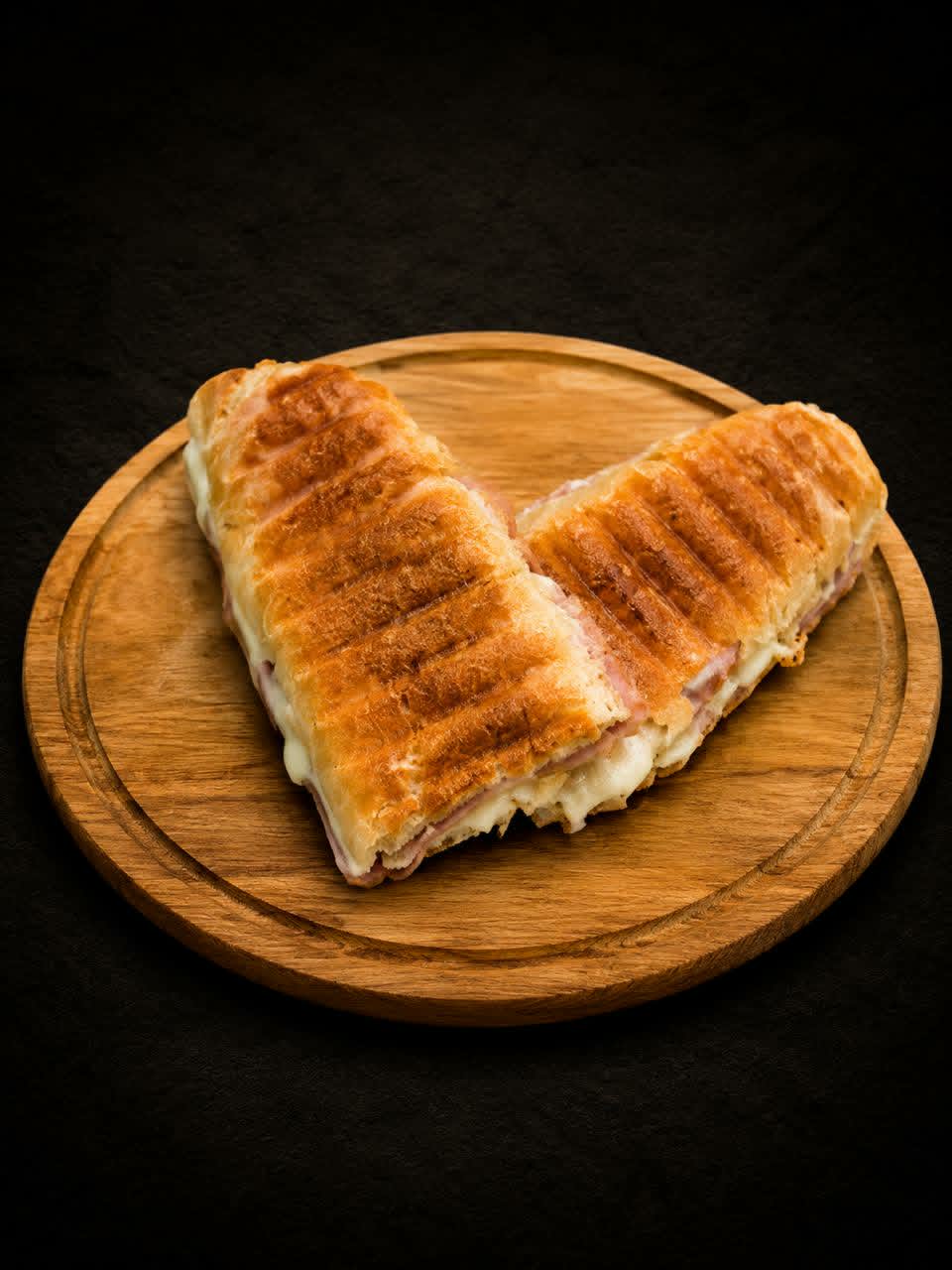 IBO'S Tost