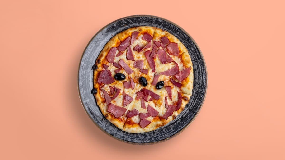 Pizza Përshutë — 24cm