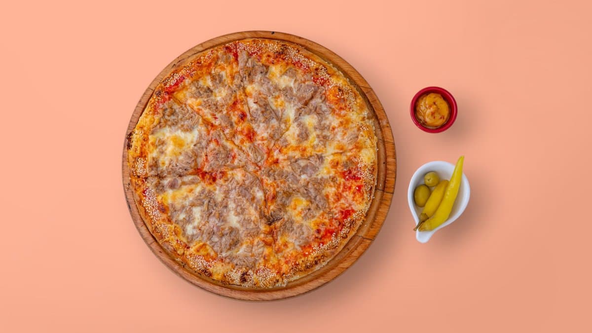 Pizza Tunfish — e vogel