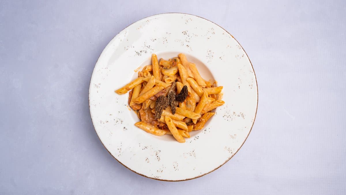 Pasta Pasta with Black Mushrooms