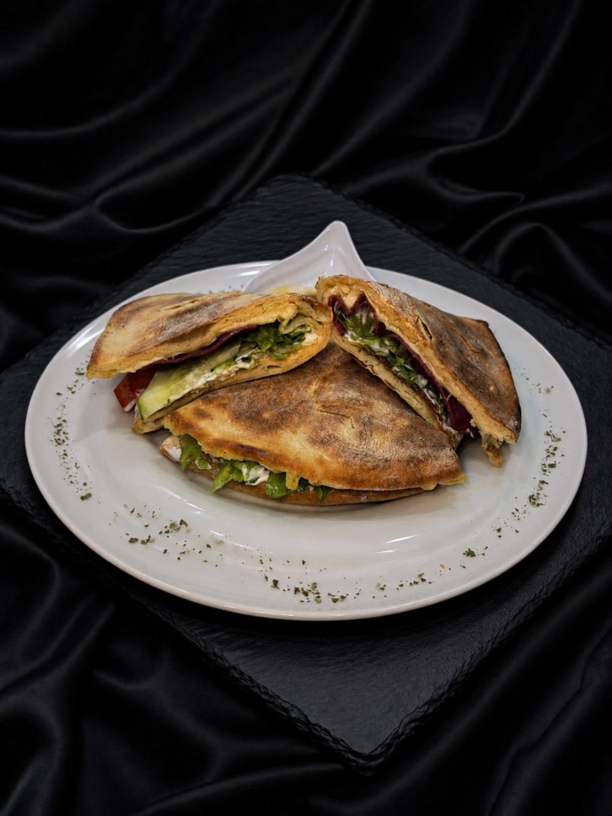 Sandwich në Petë
