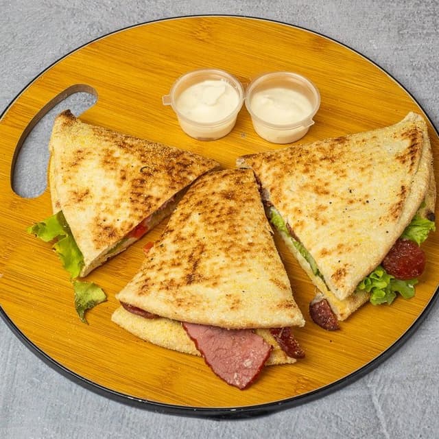 Sandwich Mix në Petë